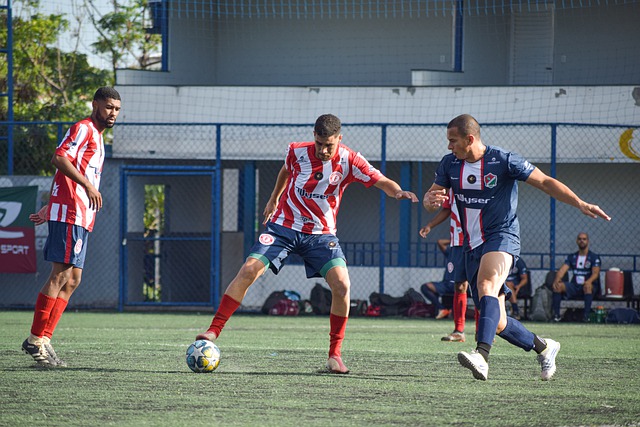 夏奇拉：和皮克分手后伤心欲绝，是克里斯-马汀每天打电话关心我.