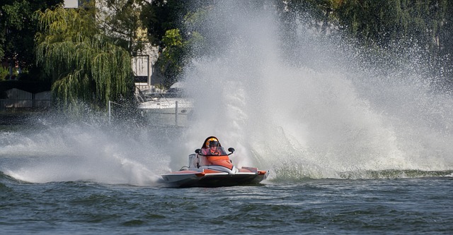 总是充满激 总是充满激